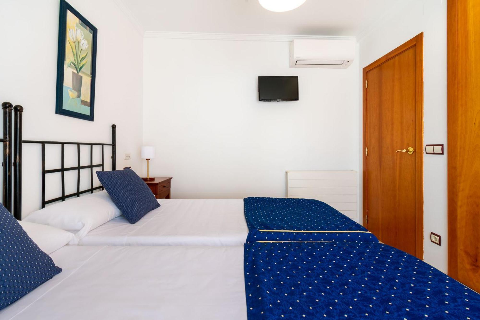 Apartamentos Albir Confort - Avenida 1 Dorm 阿尔比尔 外观 照片