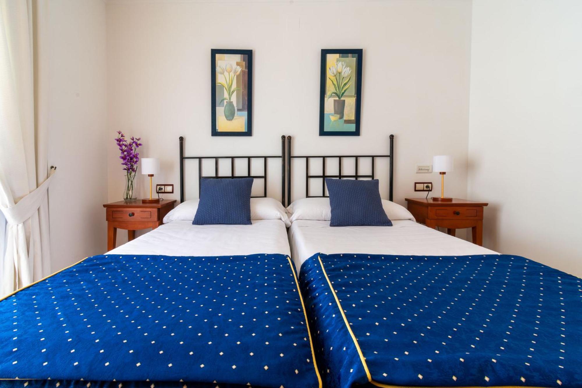 Apartamentos Albir Confort - Avenida 1 Dorm 阿尔比尔 外观 照片