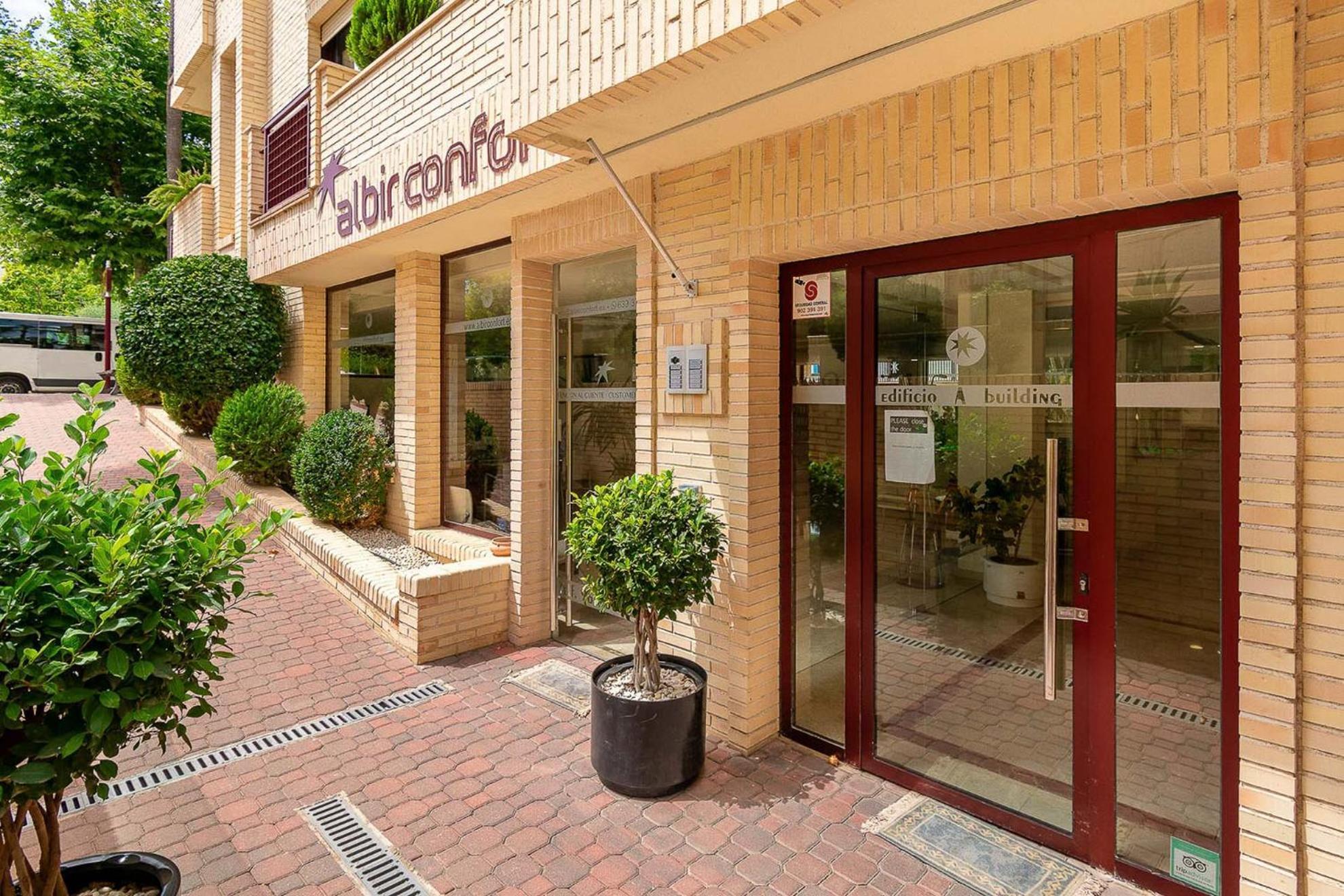 Apartamentos Albir Confort - Avenida 1 Dorm 阿尔比尔 外观 照片