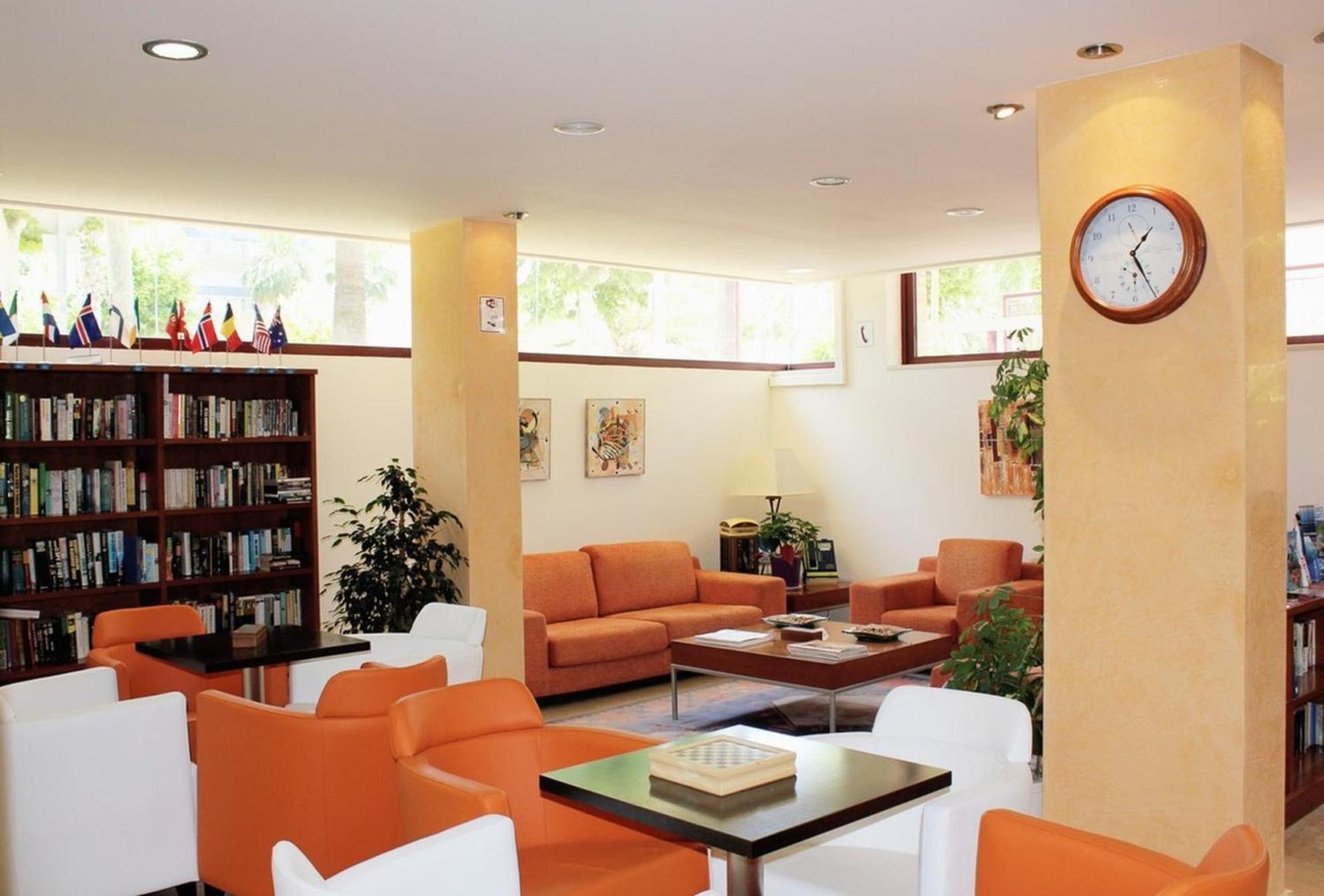 Apartamentos Albir Confort - Avenida 1 Dorm 阿尔比尔 外观 照片