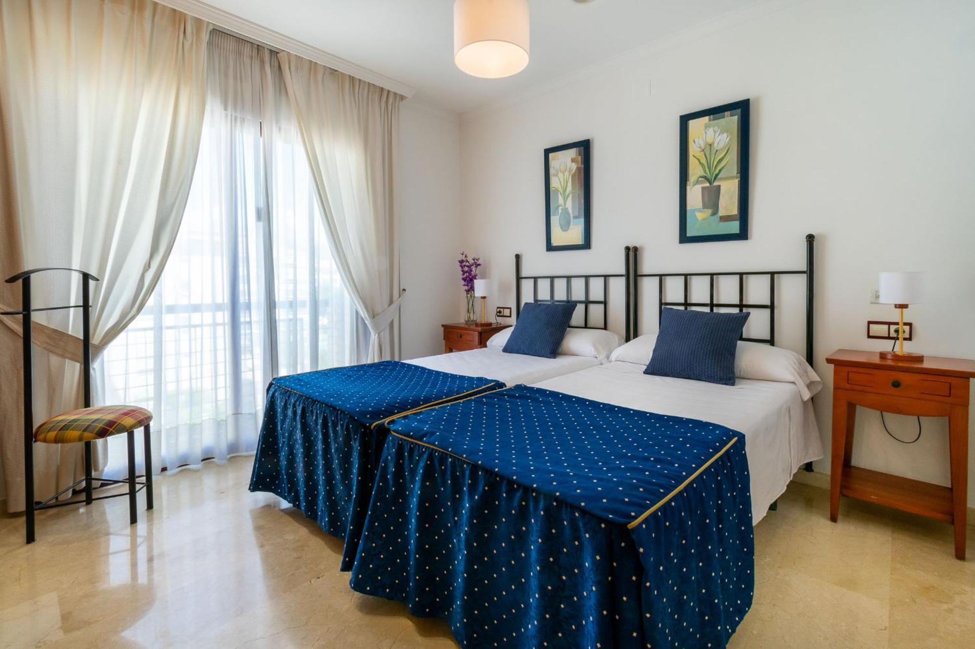 Apartamentos Albir Confort - Avenida 1 Dorm 阿尔比尔 外观 照片