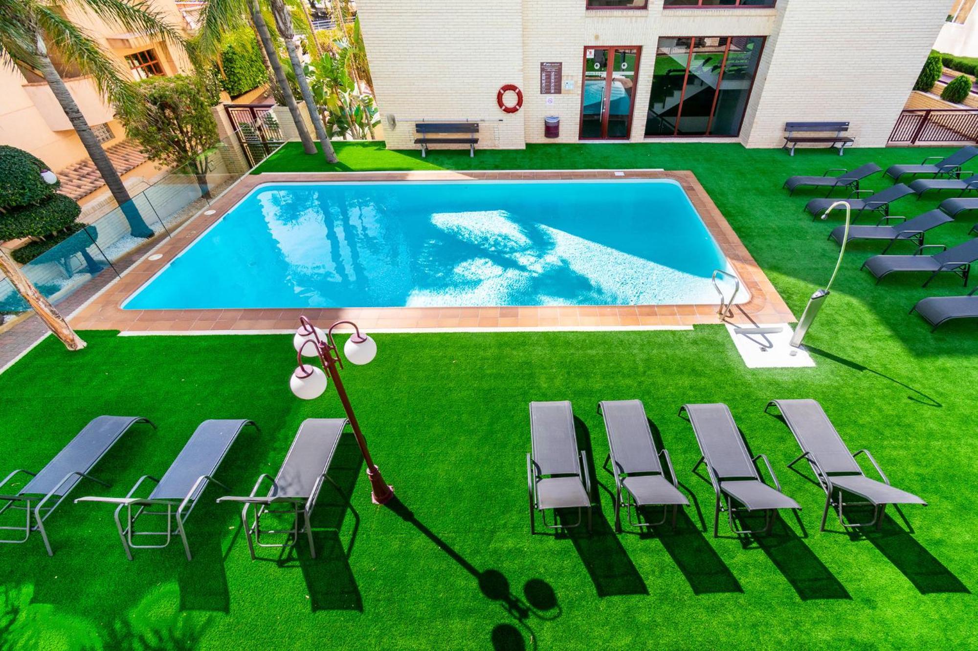 Apartamentos Albir Confort - Avenida 1 Dorm 阿尔比尔 外观 照片